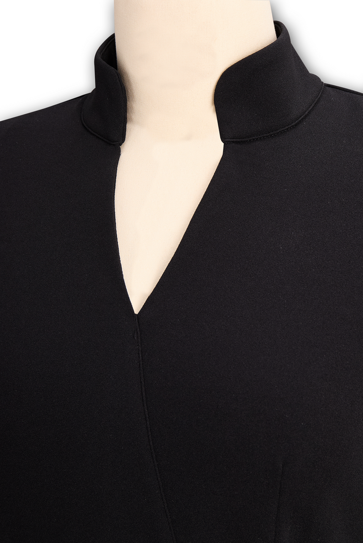 Vynce™ | Elegantes tailliertes Wickelkleid