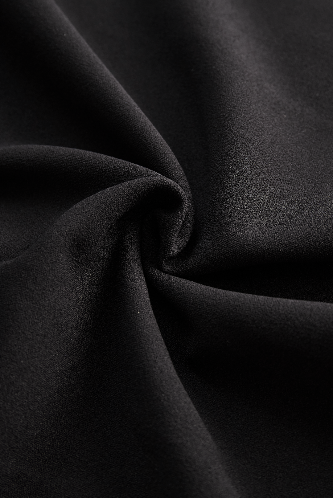Vynce™ | Elegantes tailliertes Wickelkleid