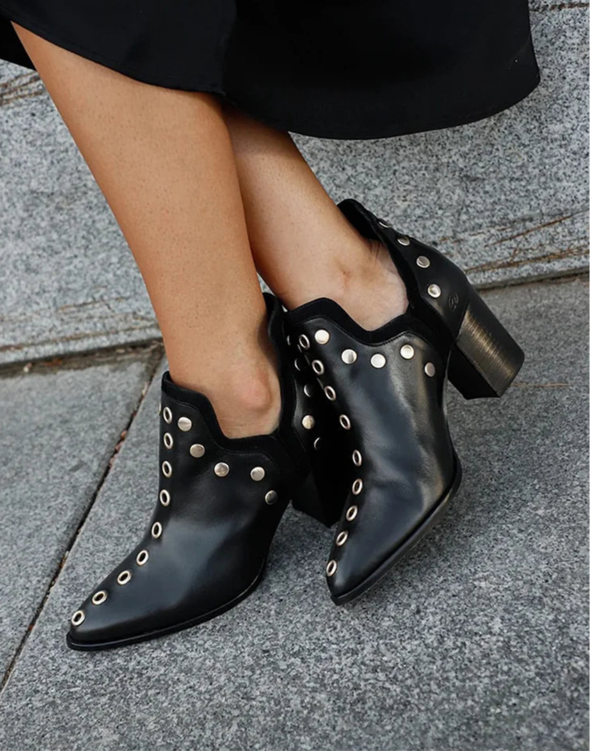 Ivy™ | Stiefeletten mit Nieten