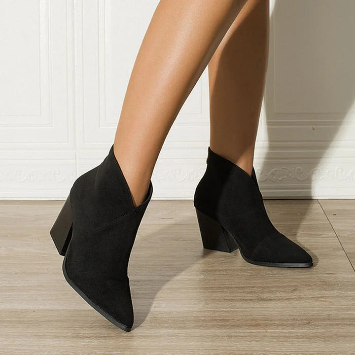 Marga™ | Schlanke Stiefeletten