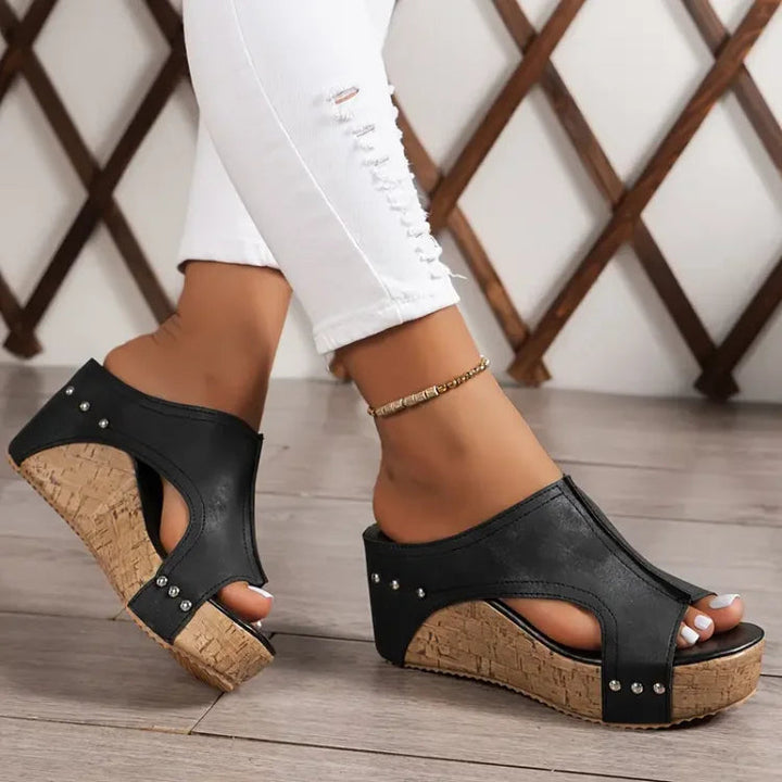 Margarete – Hochwertige Sandalen mit Keilabsatz