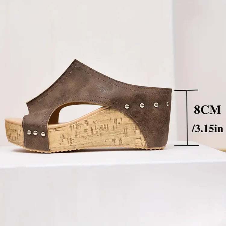 Margarete – Hochwertige Sandalen mit Keilabsatz