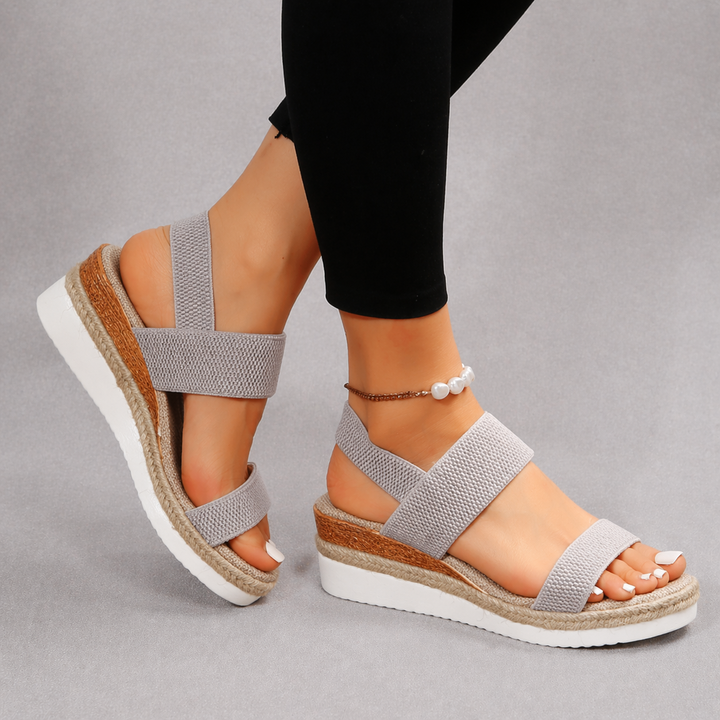 Lina | Orthopädische Sandalen