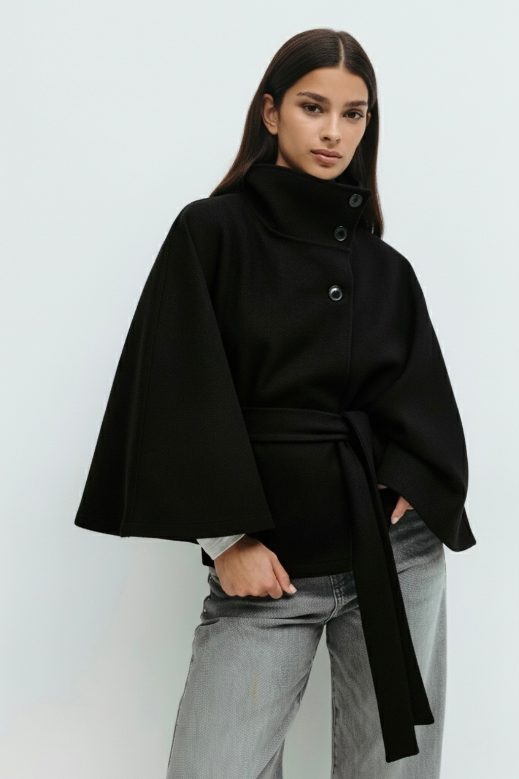 Marie | Cape-Jacke mit hohem Kragen und Gürtel