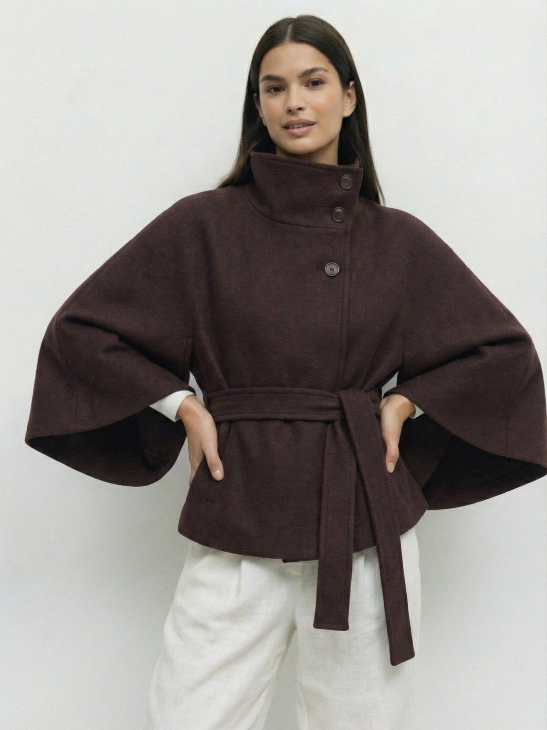 Marie | Cape-Jacke mit hohem Kragen und Gürtel
