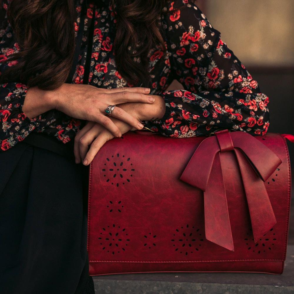 Carmen | Elegante Schleifen-Tasche