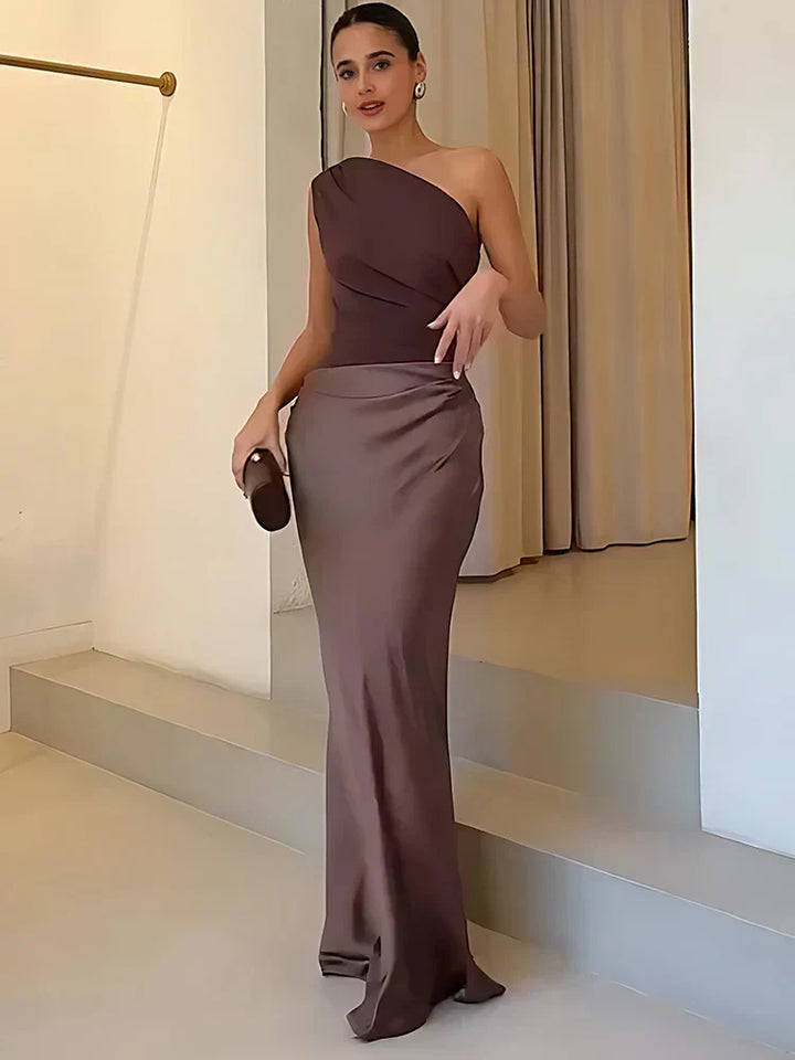 Isabel™ | Asymmetrisches Satin-Maxikleid