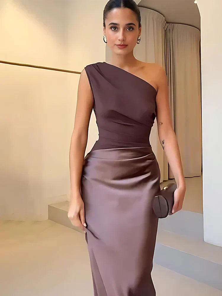 Isabel™ | Asymmetrisches Satin-Maxikleid