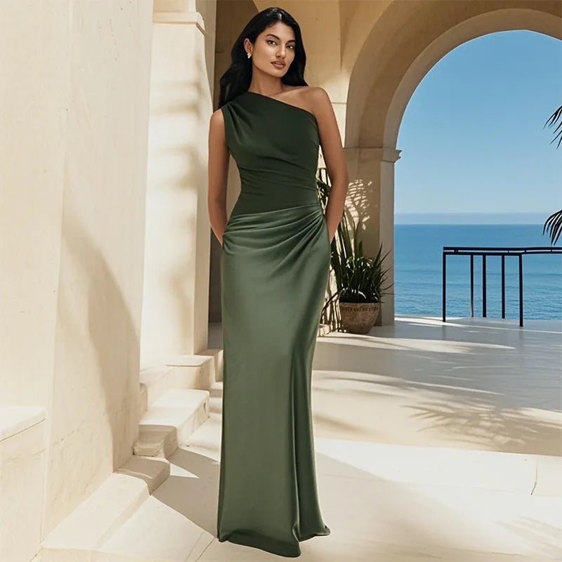 Isabel™ | Asymmetrisches Satin-Maxikleid