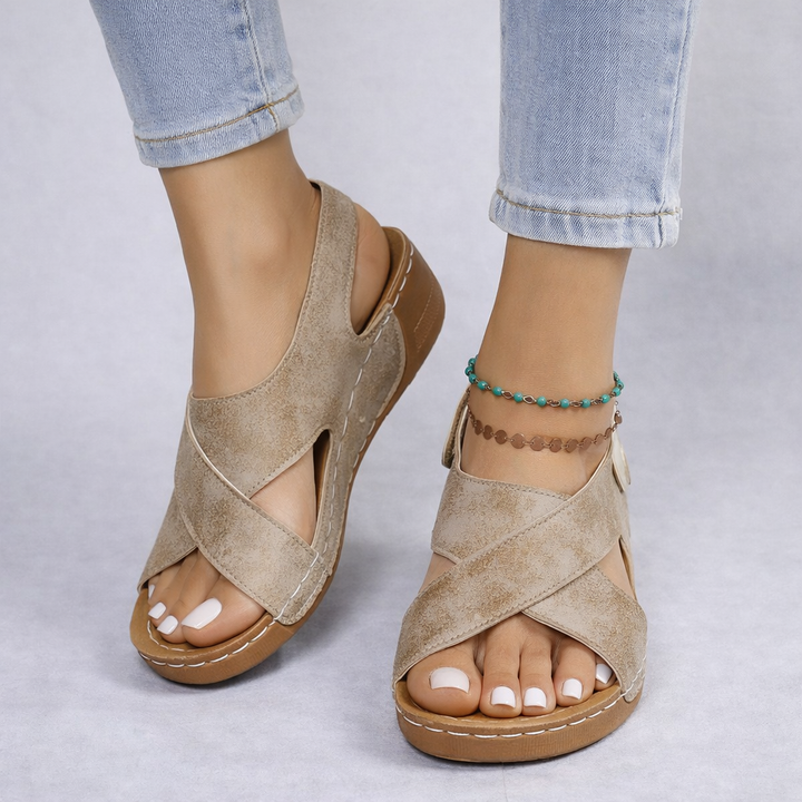 Ava | Komfort-Keilsandalen