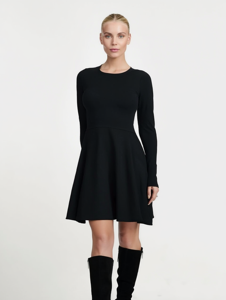 Elena I Langer Skort in Schwarz