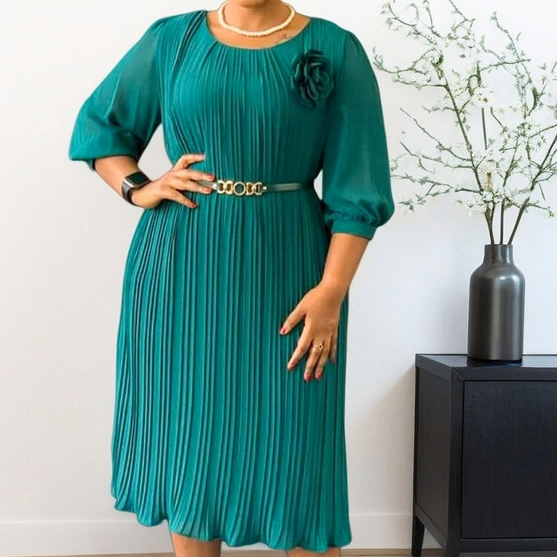 Leila | Plissee Midikleid Mit 3/4-Ärmeln Und Gürtel
