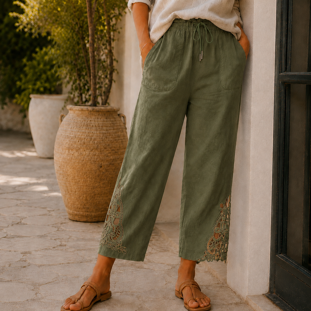 Vicky | Damenhose mit Spitzenbesatz und Kordelzug